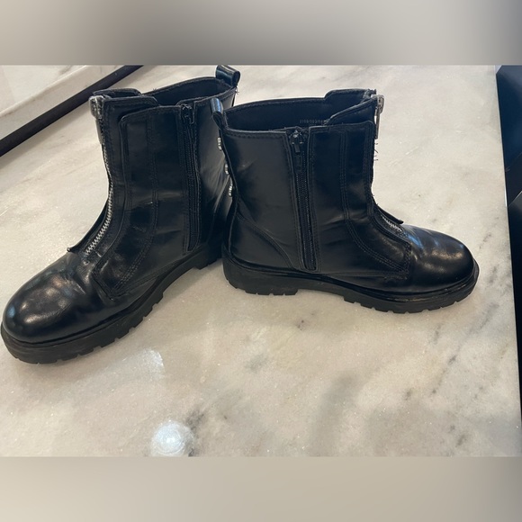 Zara black boots - Picture 2 of 5